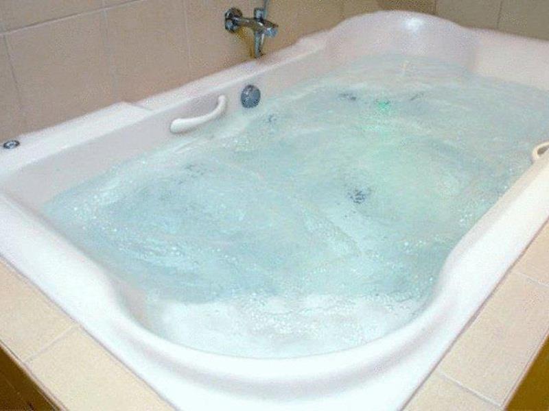 الكويت فندق ميراج سويتس - للعلائلات فقط المظهر الخارجي الصورة